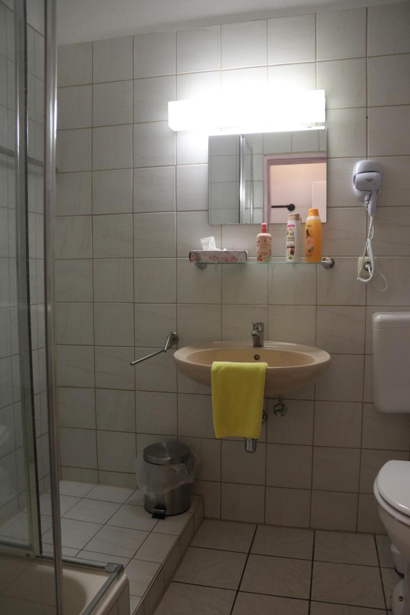 Landgasthof Doldewirt Bernbeuren Zewnętrze zdjęcie