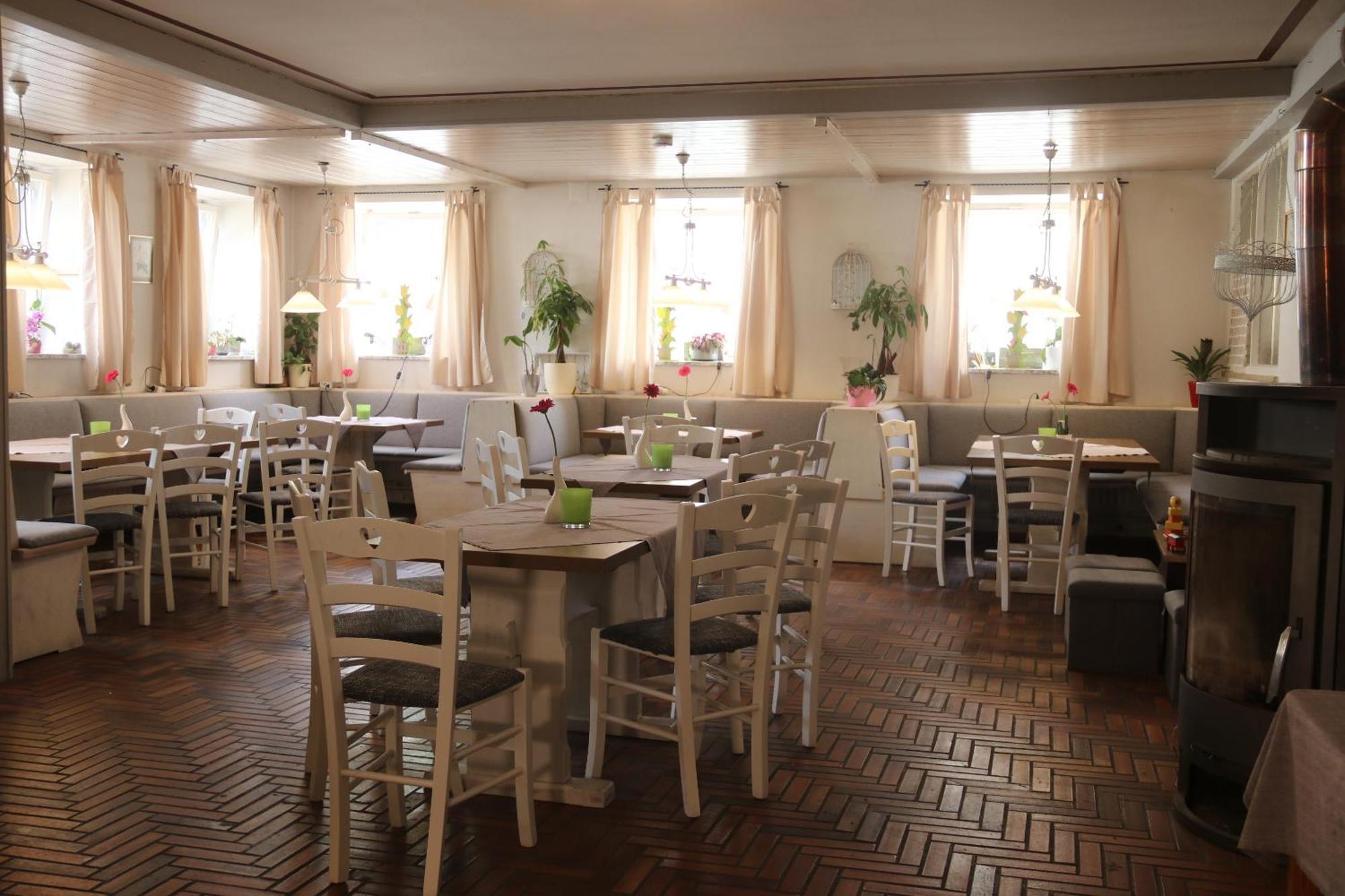Landgasthof Doldewirt Bernbeuren Zewnętrze zdjęcie